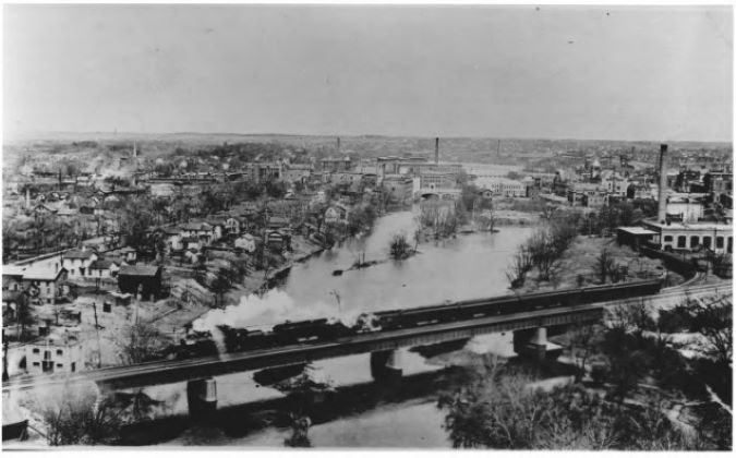 A CB&Q train crossing the Fox River on the former Chicago and Aurora route in Aurora 